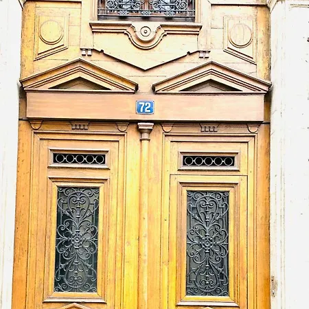 Rue D'amsterdam Appartement *